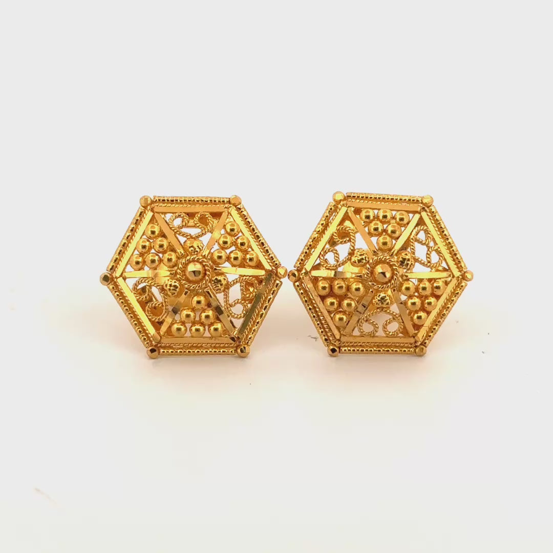 Studs wt. 4.80