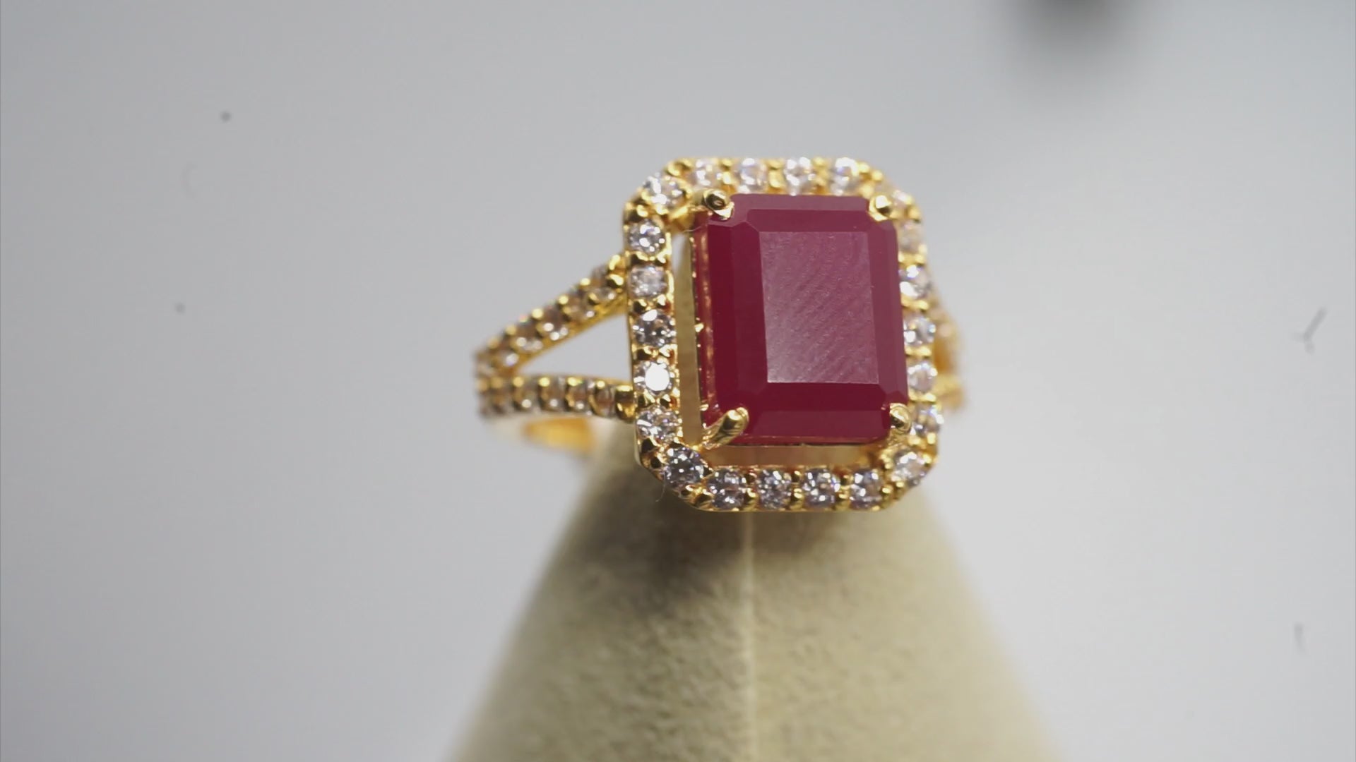 22k Gold Ring 6.28 g