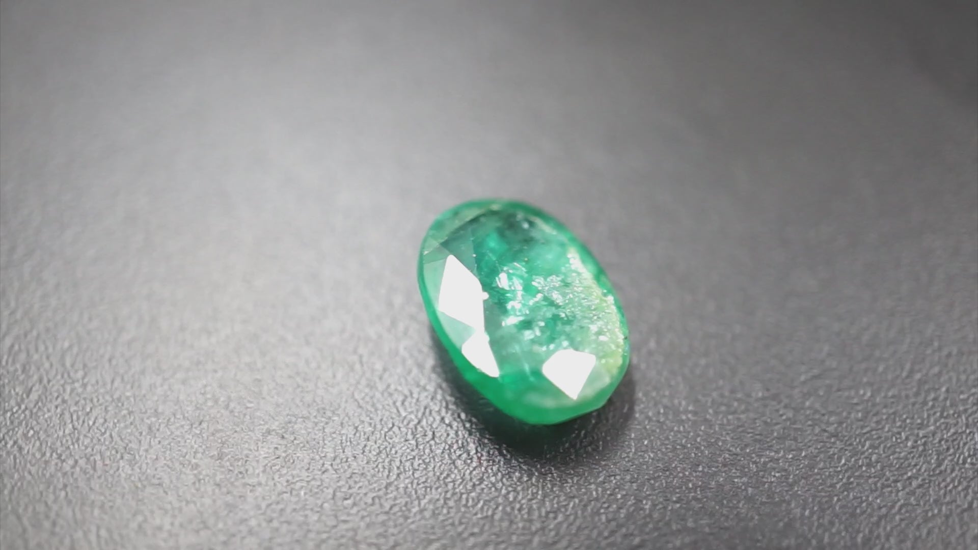 Emerald Stone 0.90 g