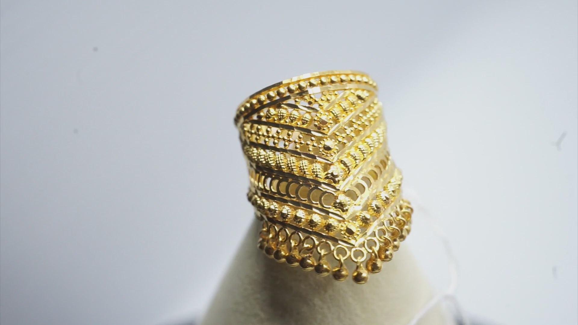 22k Gold Ring 9.12 g