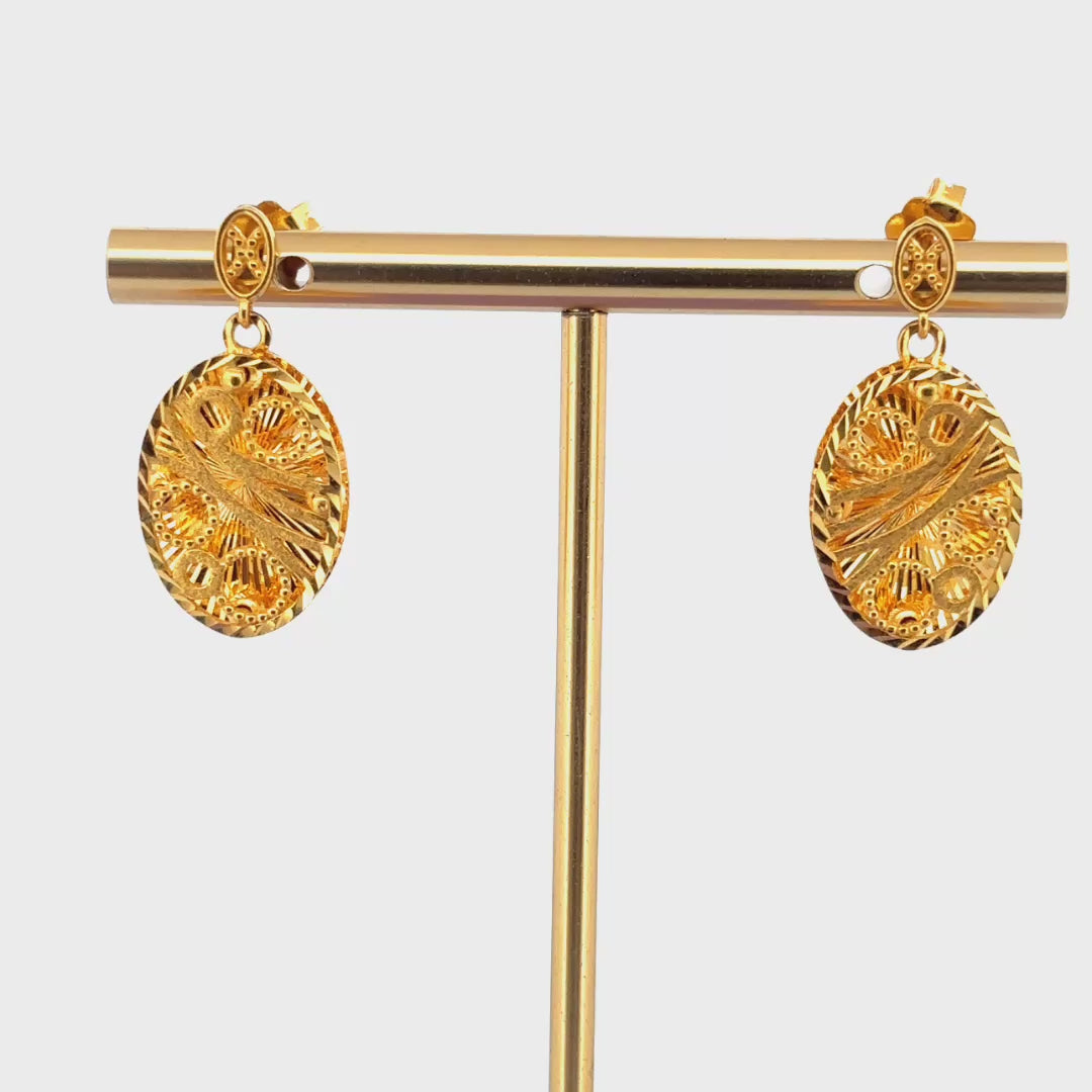 Earrings wt 7.05