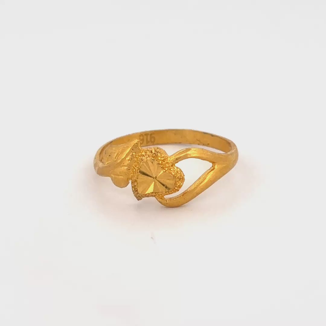 22k Gold ring wt 2.06g