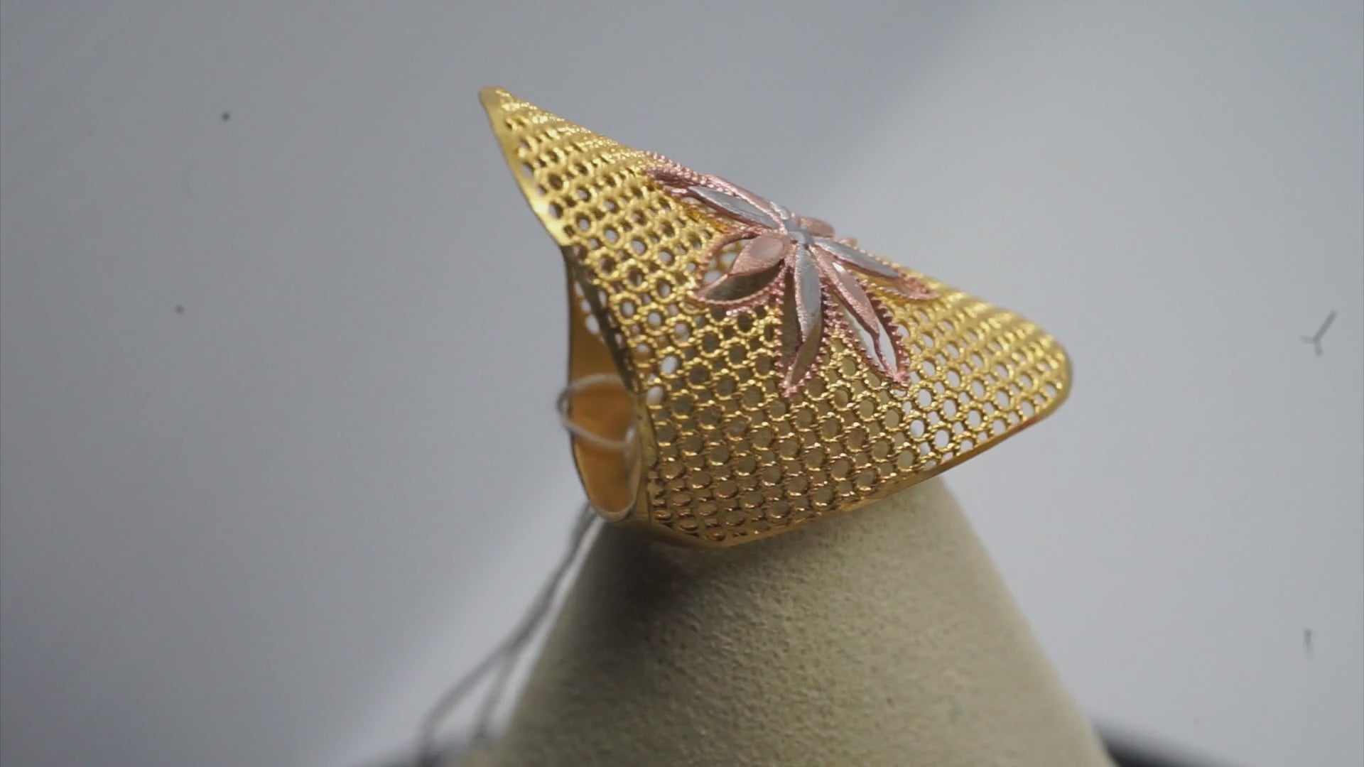 22k Gold Ring 5.22 g