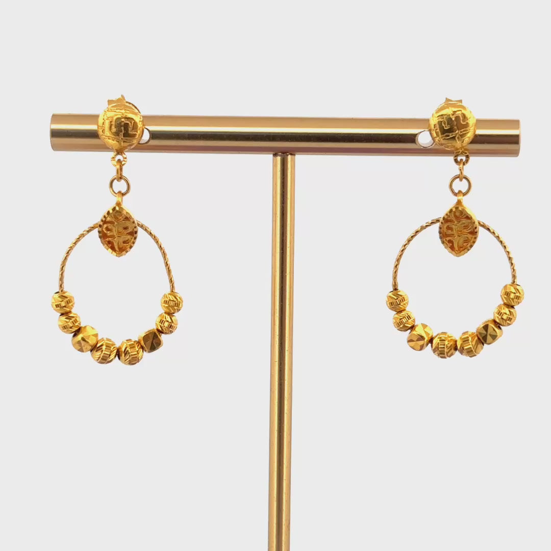 Earrings wt 4.97