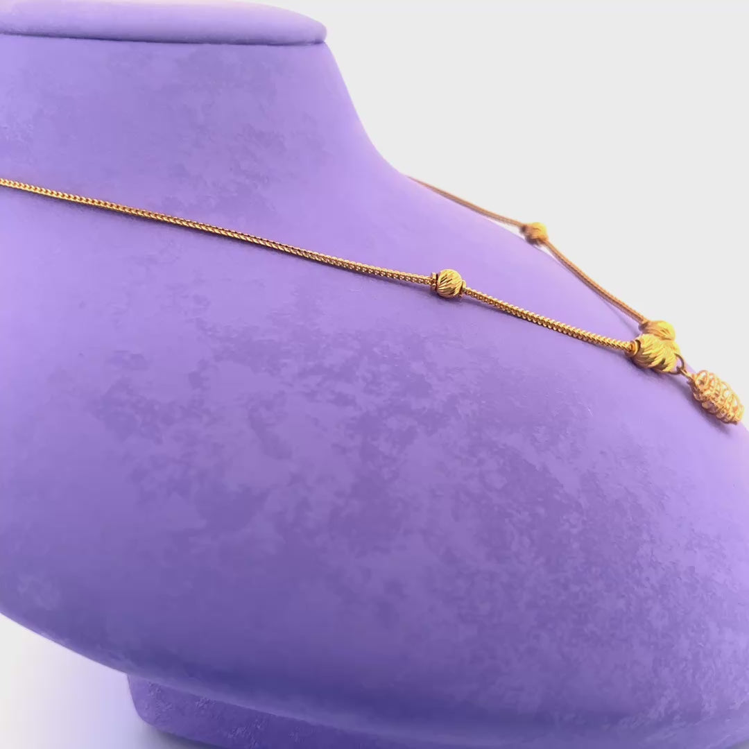 Gold chain wt. 6.48