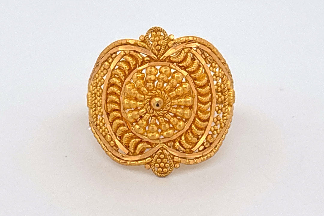 22k Gold Ring wt. 3.79g