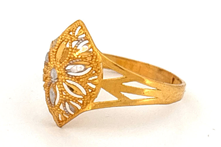 22k Gold ring with stone wt. 1.76g