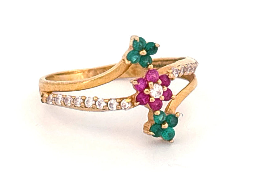 22K Gold Floral Ring wt 2.50 g