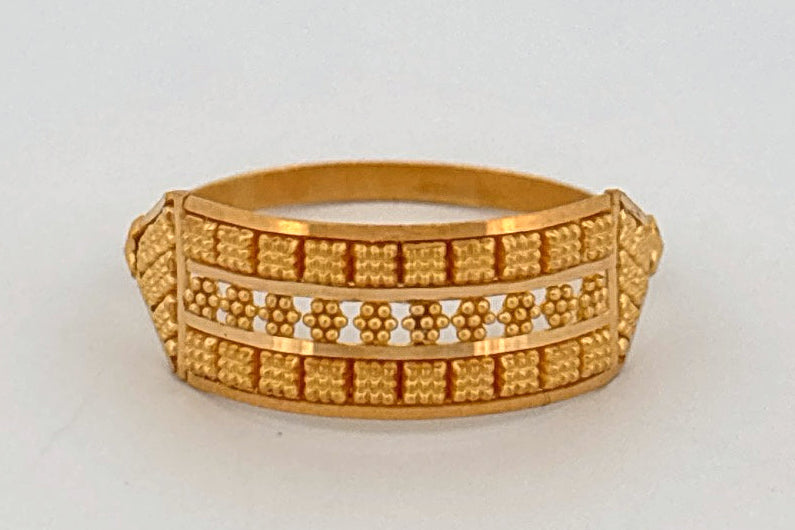 22k Gold Ring wt. 1.80g