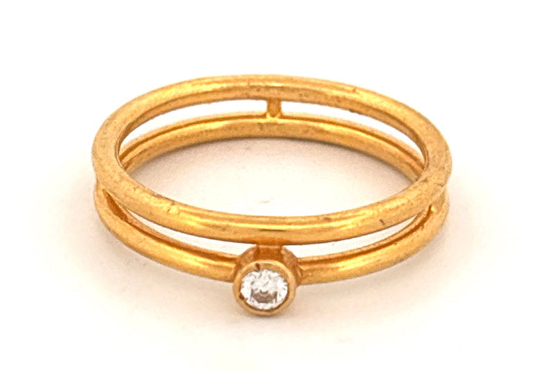 22k Gold ring wt. 4.05g