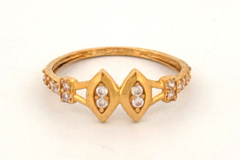 22K Gold Diamond Accent Ring wt 1.40